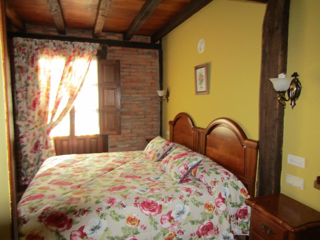 Posada La Venta De Quijas Bagian luar foto