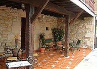 Posada La Venta De Quijas Bagian luar foto